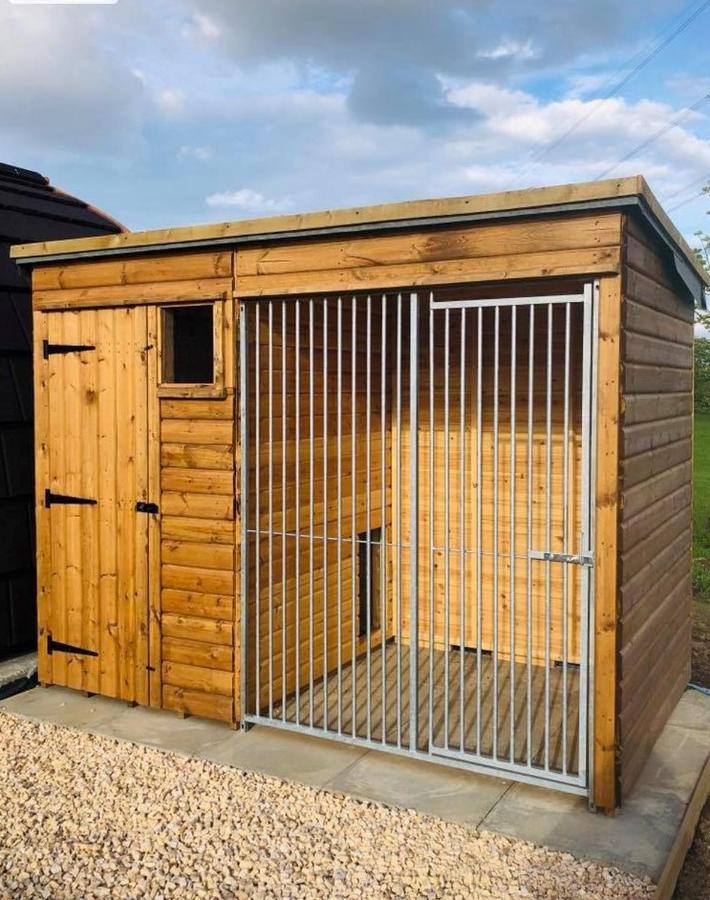Cairnfold Cabins Kilsyth ภายนอก รูปภาพ